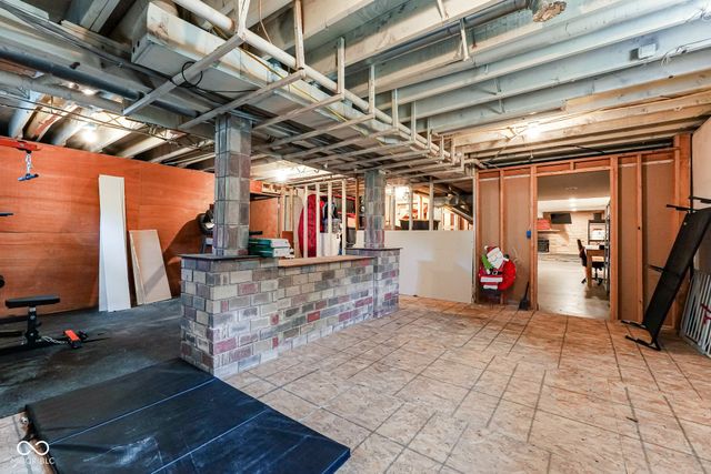 823 W 200 N, Greenfield, IN 46140