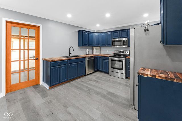 823 W 200 N, Greenfield, IN 46140