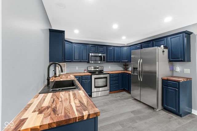 823 W 200 N, Greenfield, IN 46140