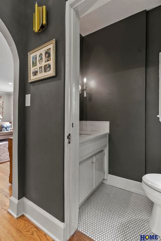 2809 Woodsdale Boulevard, Lincoln, NE 68502