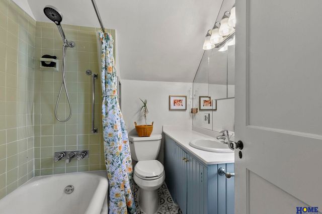 2809 Woodsdale Boulevard, Lincoln, NE 68502