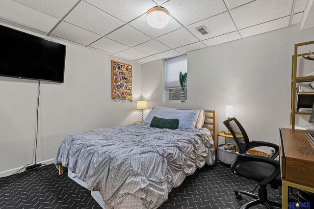 2809 Woodsdale Boulevard, Lincoln, NE 68502
