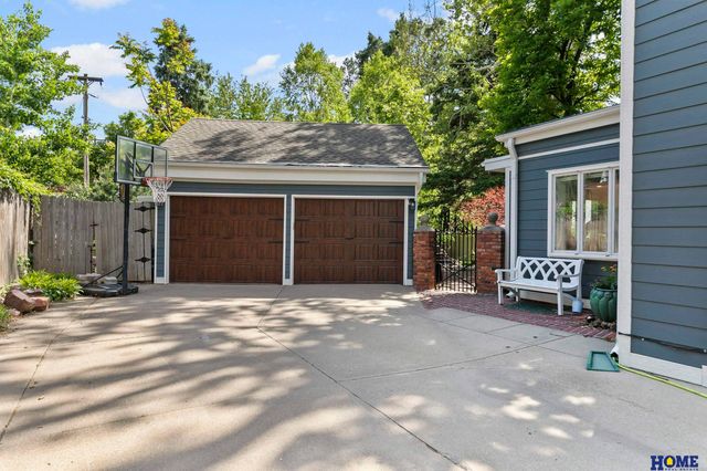 2809 Woodsdale Boulevard, Lincoln, NE 68502