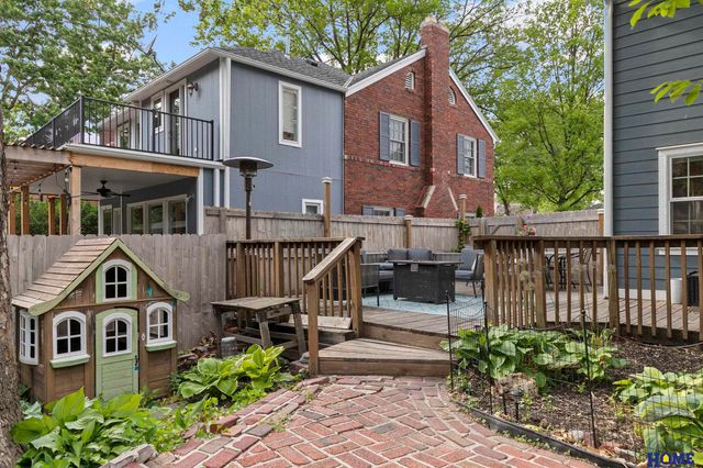 2809 Woodsdale Boulevard, Lincoln, NE 68502