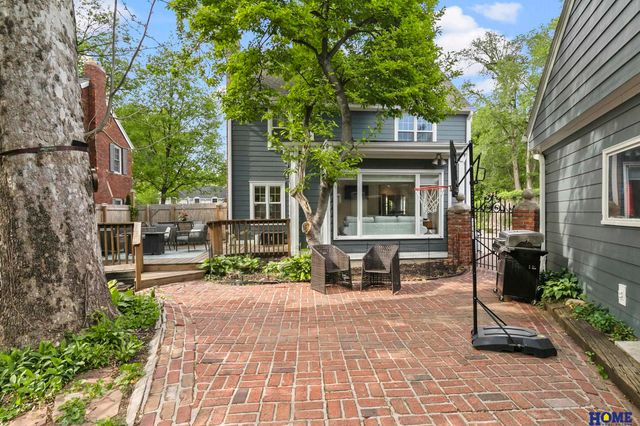 2809 Woodsdale Boulevard, Lincoln, NE 68502