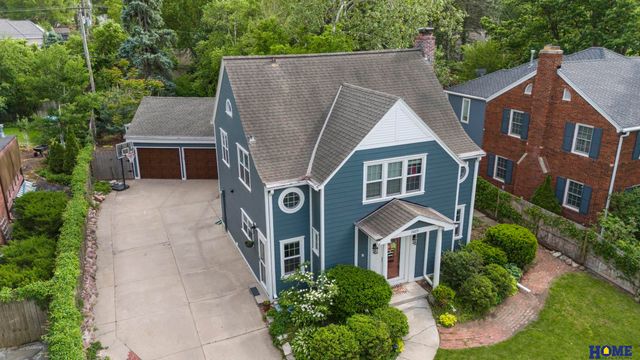 2809 Woodsdale Boulevard, Lincoln, NE 68502