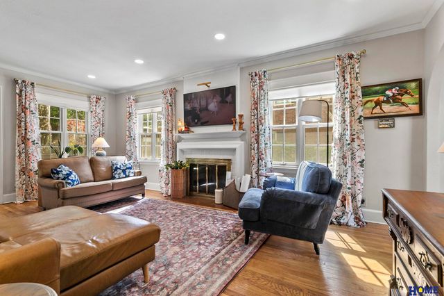 2809 Woodsdale Boulevard, Lincoln, NE 68502
