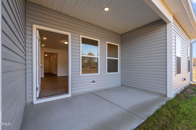 47 Smith Farms Drive, Lillington, NC 27546