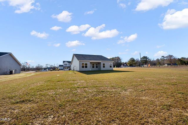 47 Smith Farms Drive, Lillington, NC 27546