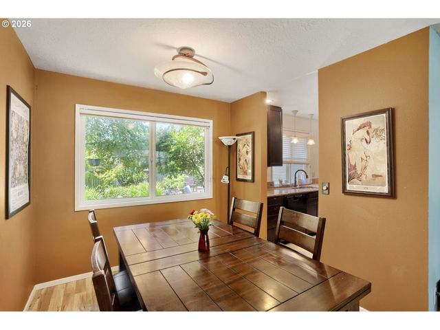 8735 Sw 75TH Ave, Portland, OR 97223
