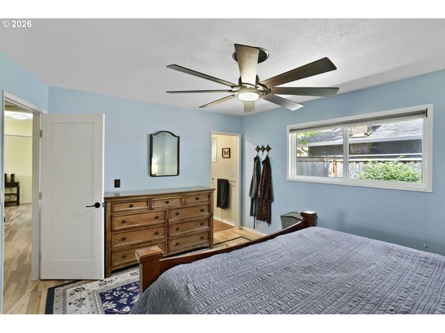 8735 Sw 75TH Ave, Portland, OR 97223