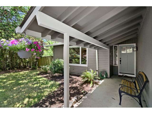 8735 Sw 75TH Ave, Portland, OR 97223