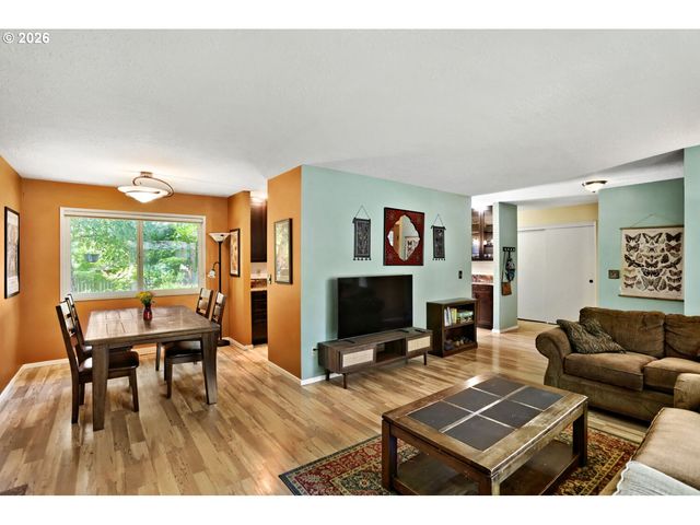 8735 Sw 75TH Ave, Portland, OR 97223