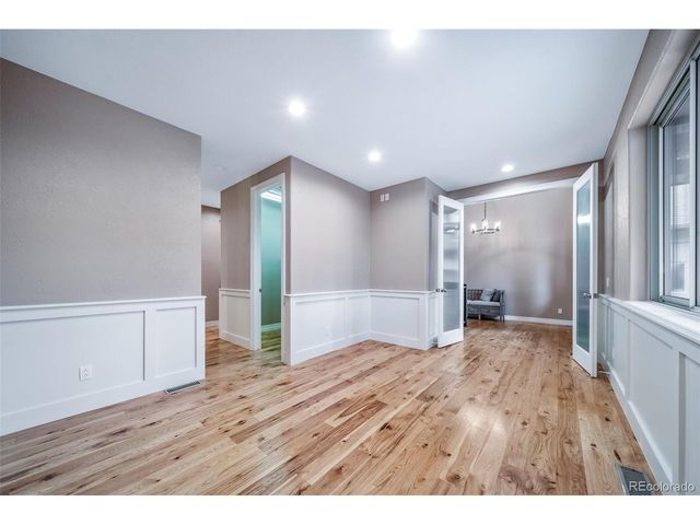 4336 Mohawk Dr, Larkspur, CO 80118