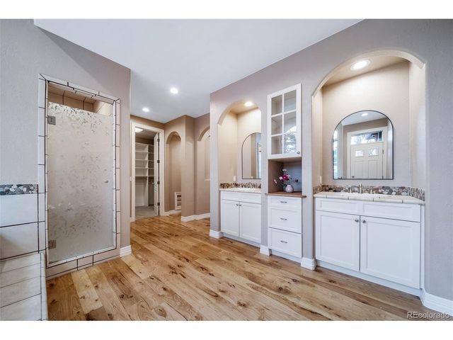 4336 Mohawk Dr, Larkspur, CO 80118