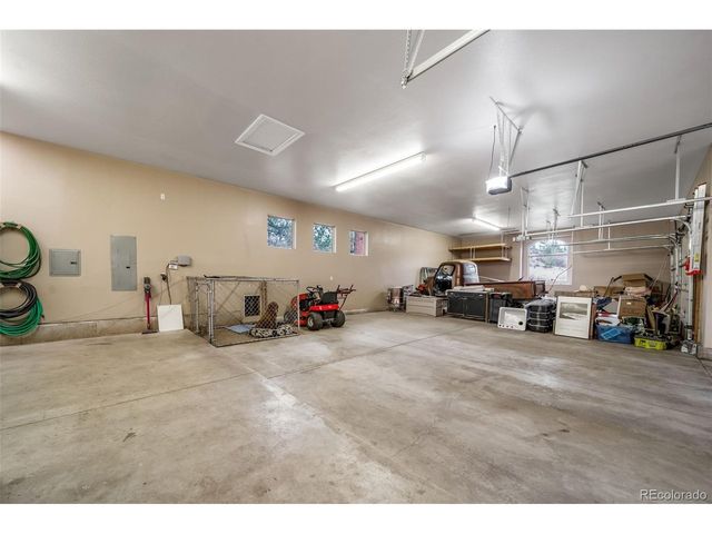 4336 Mohawk Dr, Larkspur, CO 80118