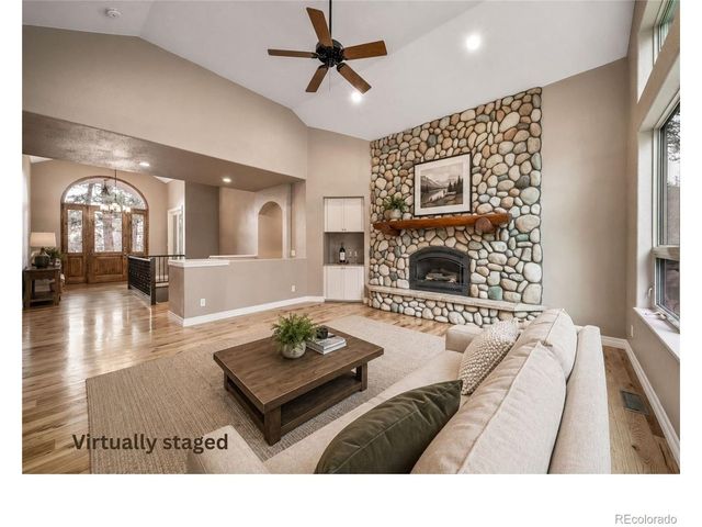 4336 Mohawk Dr, Larkspur, CO 80118