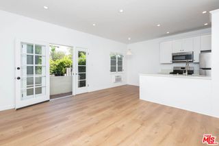 7714 Rosewood Avenue 7724, Los Angeles, CA 90036