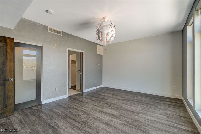 8925 West Flamingo Road 111, Las Vegas, NV 89147