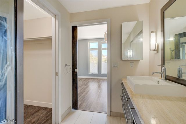 8925 West Flamingo Road 111, Las Vegas, NV 89147