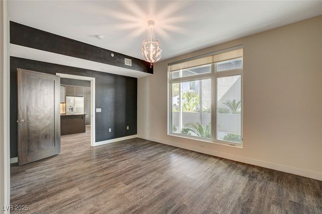 8925 West Flamingo Road 111, Las Vegas, NV 89147