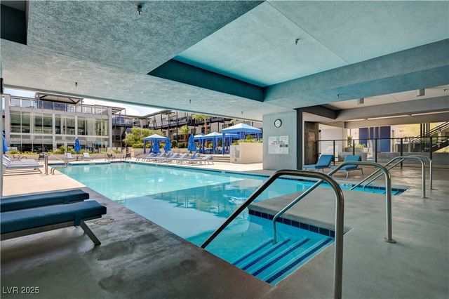 8925 West Flamingo Road 111, Las Vegas, NV 89147