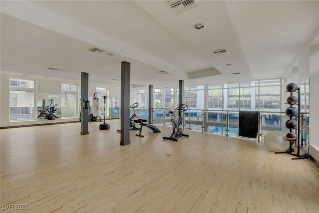 8925 West Flamingo Road 111, Las Vegas, NV 89147