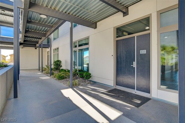 8925 West Flamingo Road 111, Las Vegas, NV 89147