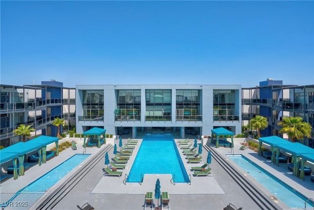 8925 West Flamingo Road 111, Las Vegas, NV 89147