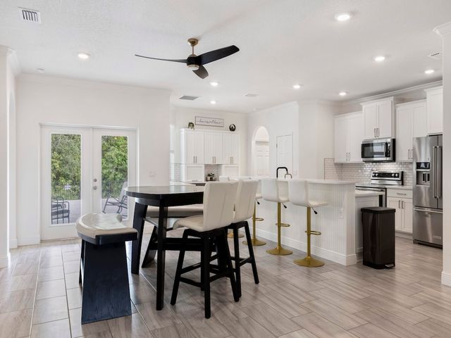 6590 Barbados Court, Vero Beach, FL 32967