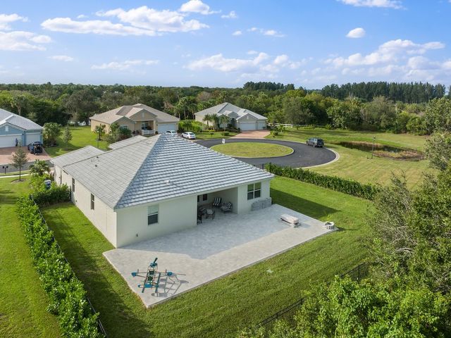 6590 Barbados Court, Vero Beach, FL 32967