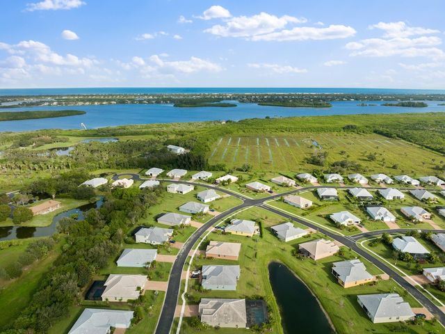 6590 Barbados Court, Vero Beach, FL 32967