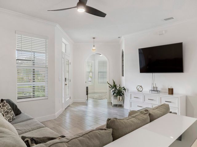 6590 Barbados Court, Vero Beach, FL 32967