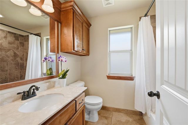 505 Pinewood Drive, Moore, OK 73160