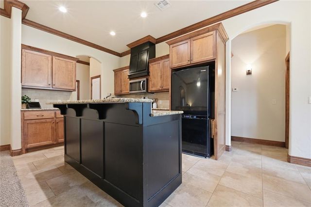 505 Pinewood Drive, Moore, OK 73160