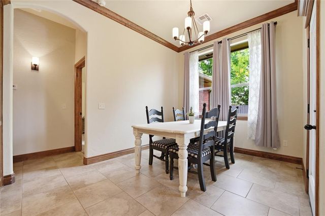 505 Pinewood Drive, Moore, OK 73160