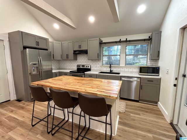 2230 MOUNTAIN VIEW ROAD, Birmingham, AL 35210