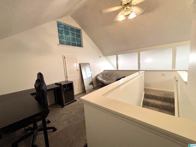 2230 MOUNTAIN VIEW ROAD, Birmingham, AL 35210