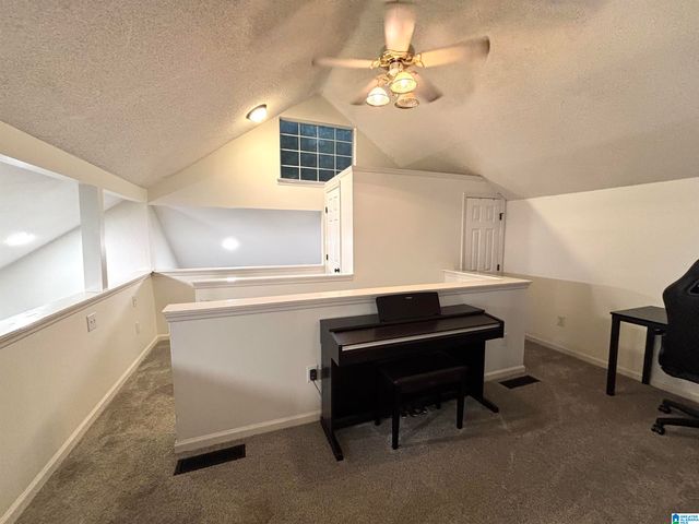 2230 MOUNTAIN VIEW ROAD, Birmingham, AL 35210
