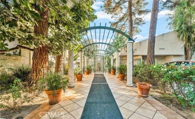 20134 Leadwell Street 159, Winnetka, CA 91306