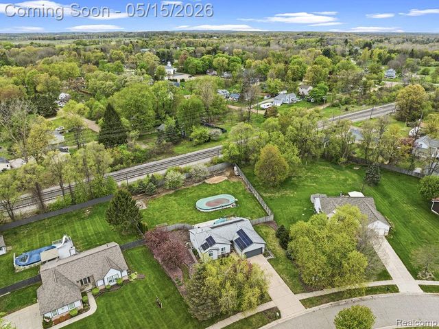 4713 Desert Bridge Court, Highland Charter Township, MI 48356