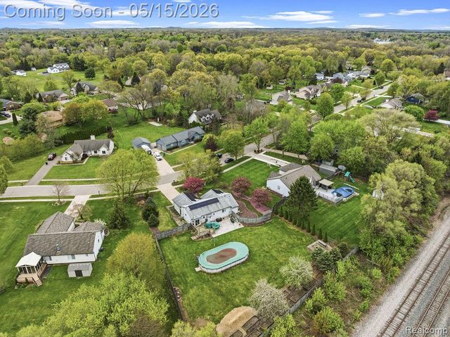 4713 Desert Bridge Court, Highland Charter Township, MI 48356