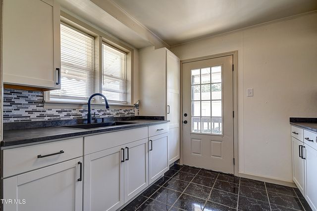 314 West 8th Avenue, Johnson City, TN 37604
