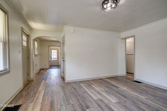 314 West 8th Avenue, Johnson City, TN 37604