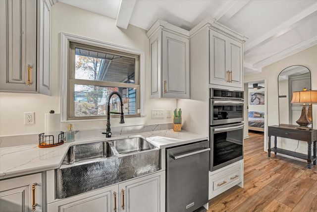 6347 Scruggs RD, Moneta, VA 24121