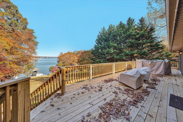 6347 Scruggs RD, Moneta, VA 24121