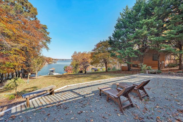 6347 Scruggs RD, Moneta, VA 24121