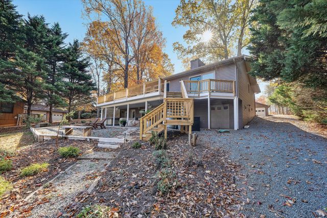 6347 Scruggs RD, Moneta, VA 24121