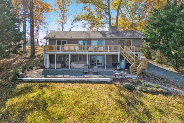 6347 Scruggs RD, Moneta, VA 24121