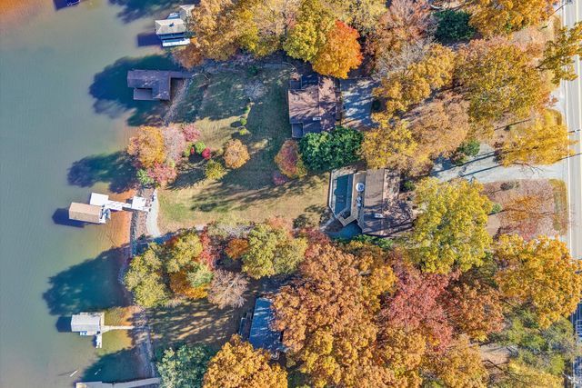 6347 Scruggs RD, Moneta, VA 24121